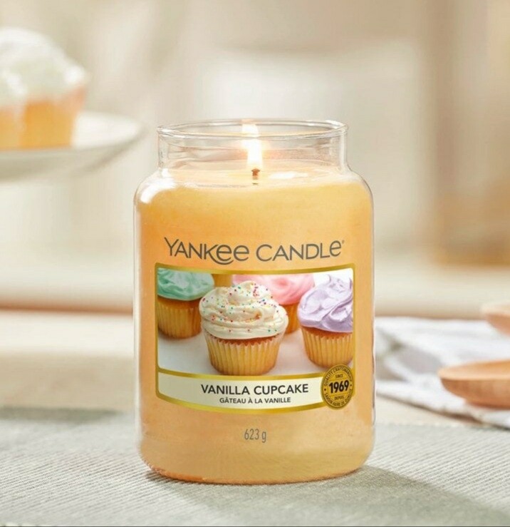 Yankee Candle Vanilla Cupcake