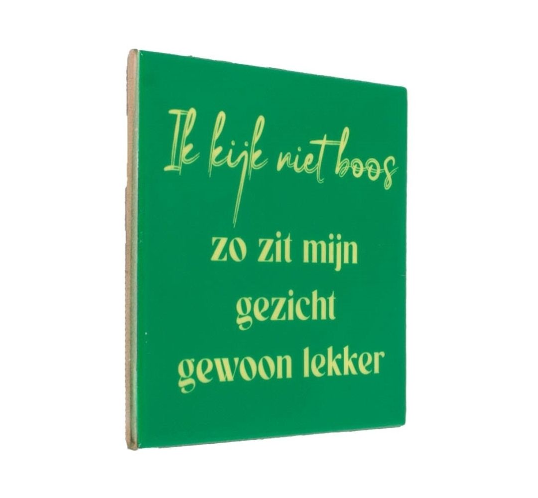 Ik kijk niet boos