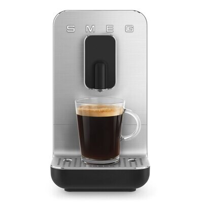 SMEG Bean to Cup automatische koffiemachine zwart