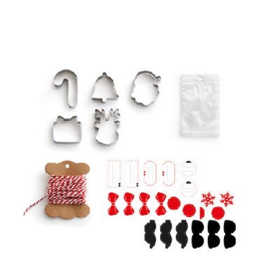 LEKUE set voor kerstkoekjes met 5 uitsteekvormen, 20 plastic zakjes, touw en stickers