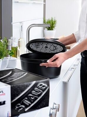 STAUB 'la cocotte' ronde stoofpot 30cm / 8,35L mat zwart