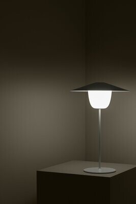 BLOMUS 'ani' oplaadbare LED tafellamp satellite