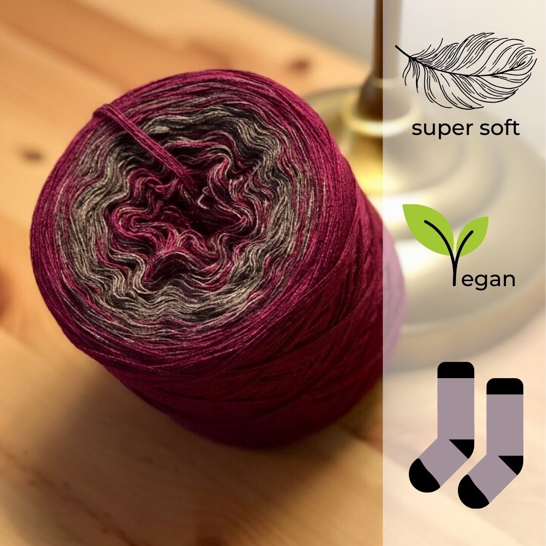 Woolpedia Socks Beerenstark - modal gradient sock yarn