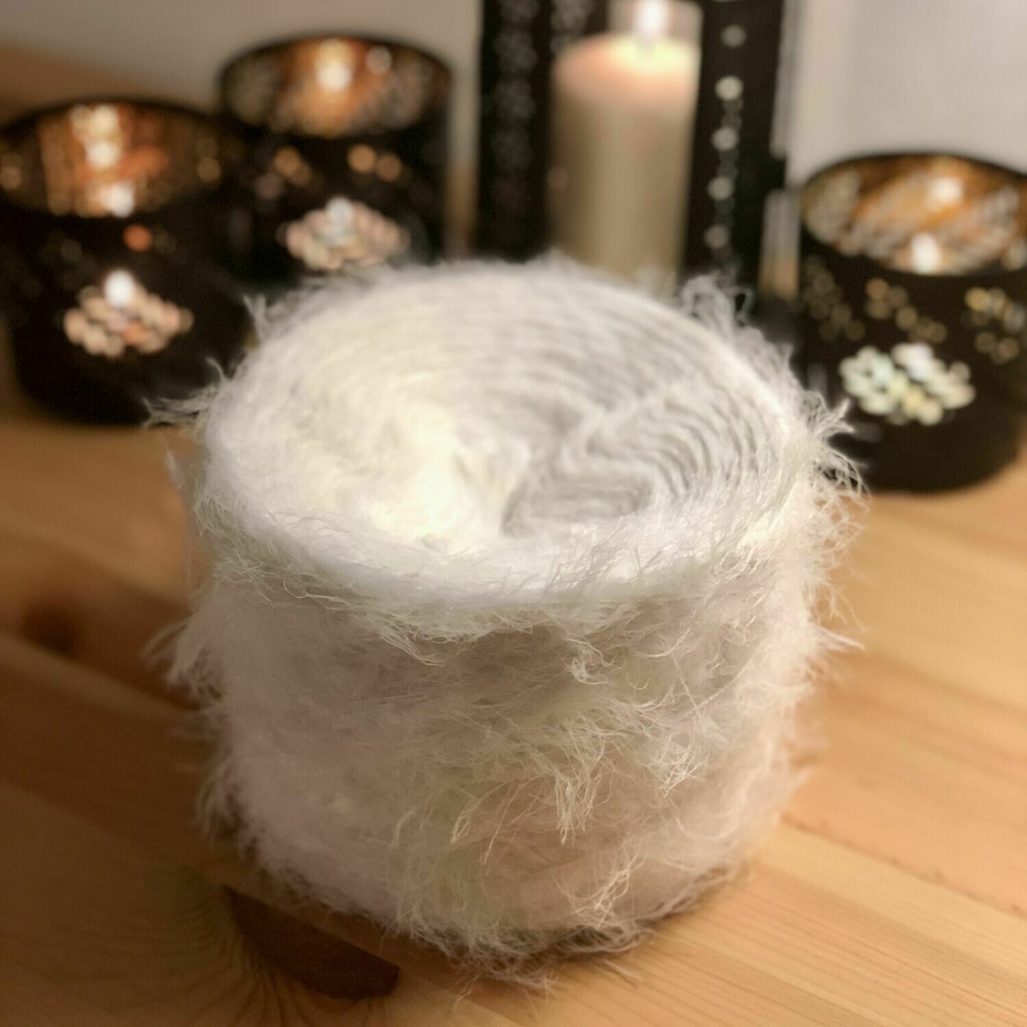 Woolpedia Milano Pure - fluffy yarn