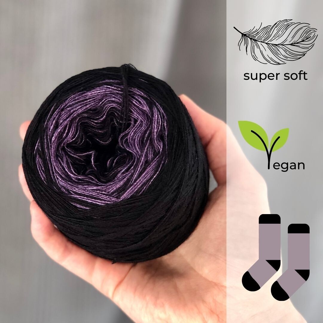 Woolpedia Socks Dracula - modal gradient sock yarn