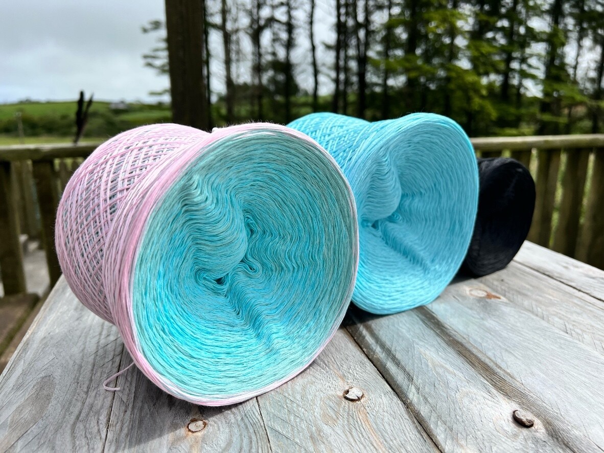 Woolpedia Colors Blocks Fantasy 5000m yarncake kit (organic cotton)