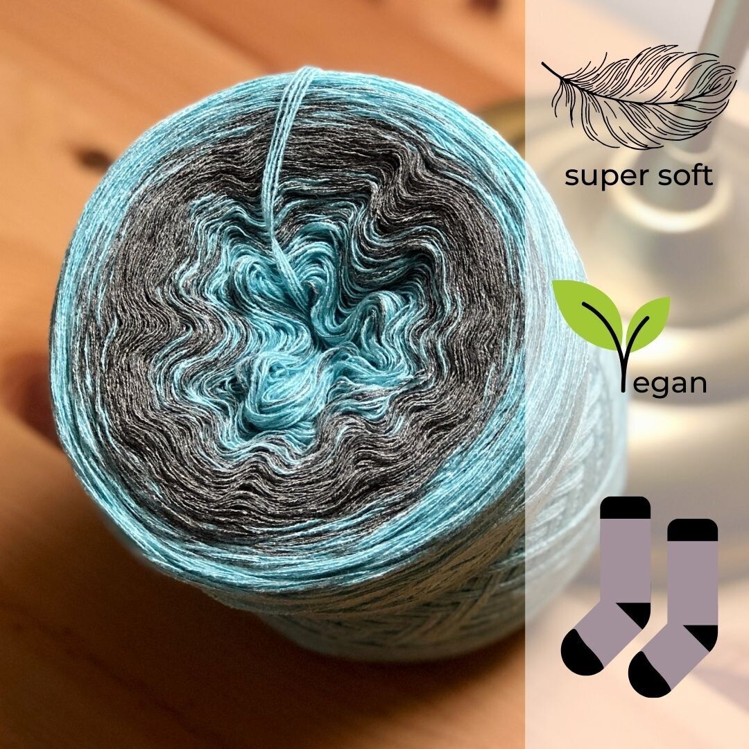 Woolpedia Socks Schneeglanz - modal gradient sock yarn