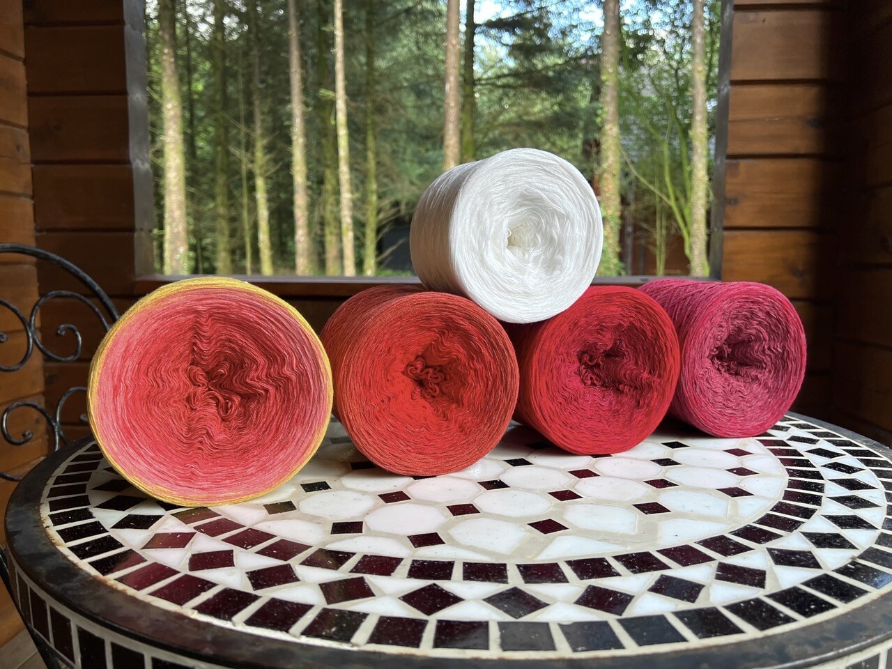 Woolpedia Colors Community TCAL yarn series - Rising Sun - 6000m (modal)