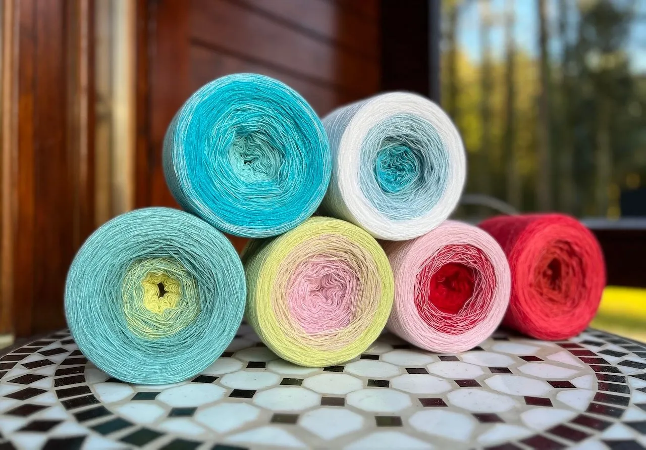 Woolpedia Colors Riviera - series - (modal) Lace - 2ply 18000m