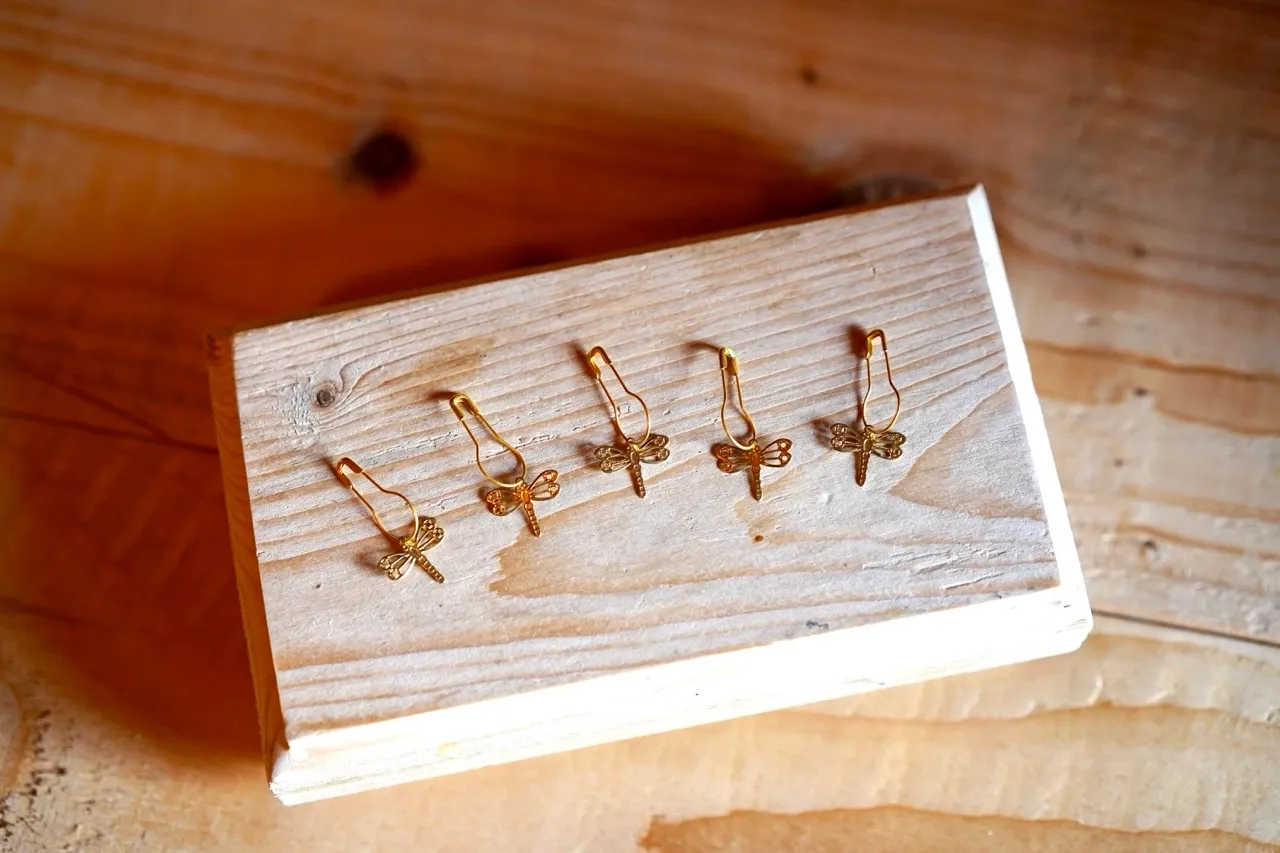 5x dragon-fly stitch marker / progress keeper 0.8cm - metal