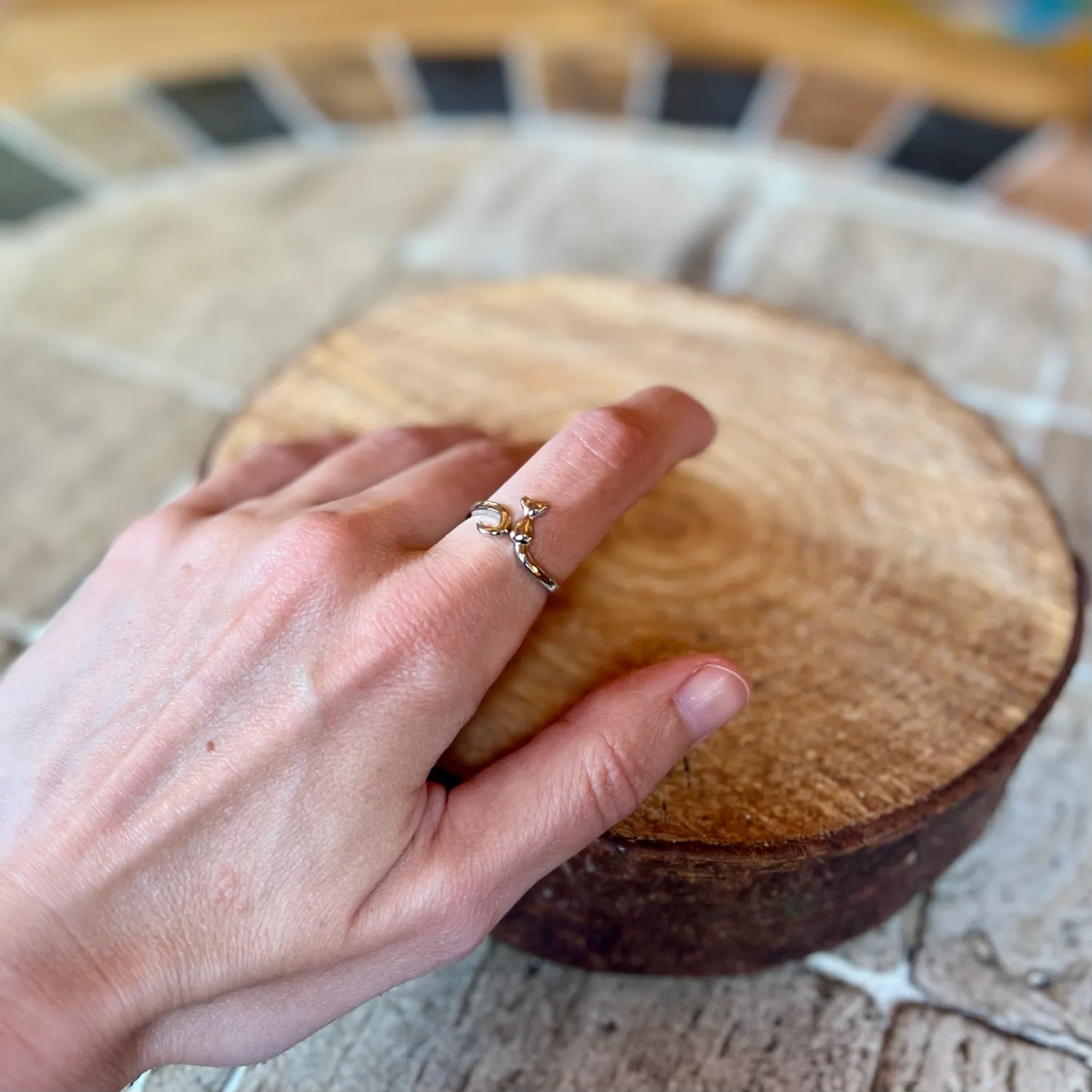 Tension Ring for Crochet and Knitting: Adorable Design 1.85-2.4cm