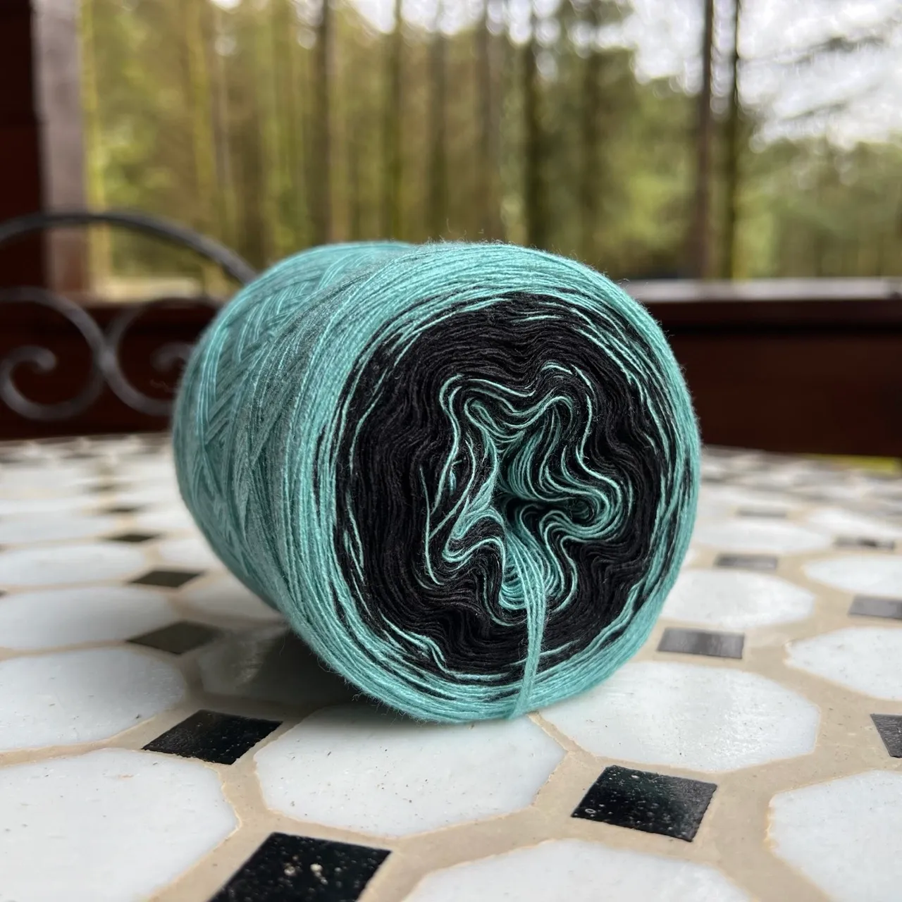 Woolpedia Colors Kopangtoe gradient yarncake (modal)