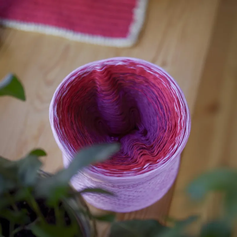 Woolpedia Colors Geranie 2 gradient yarncake (cotton-mix)