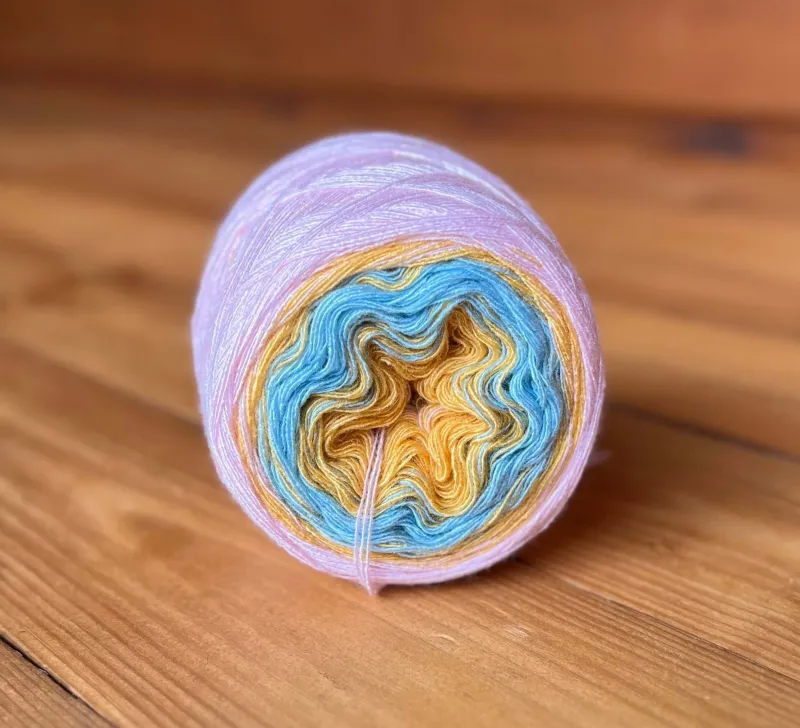 Woolpedia Colors Leichtigkeit gradient yarncake (modal)