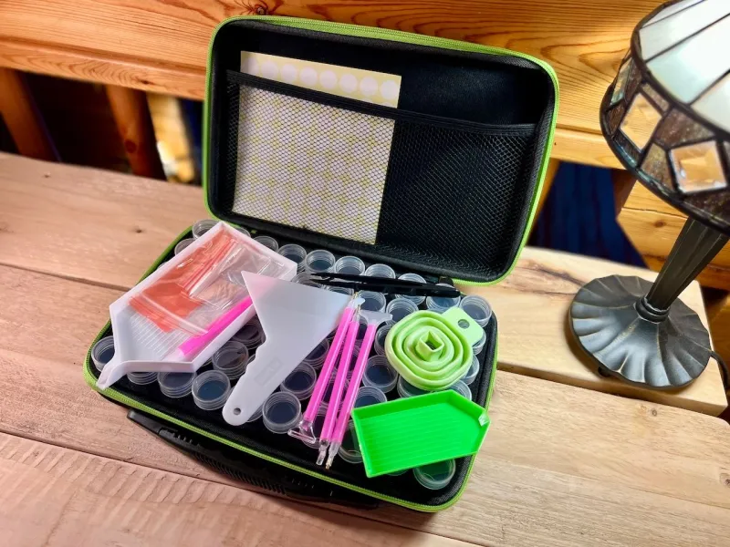 60s Diamond Painting Case with Storage Containers and Accessories
