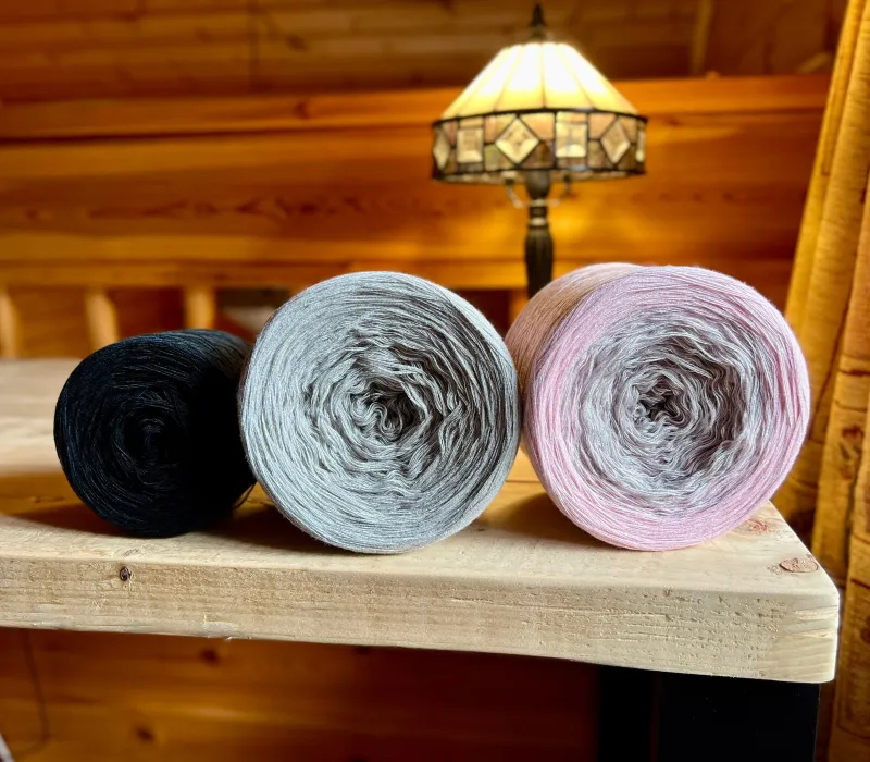 Woolpedia Colors Blocks 5000m gradient yarncake kit (modal)