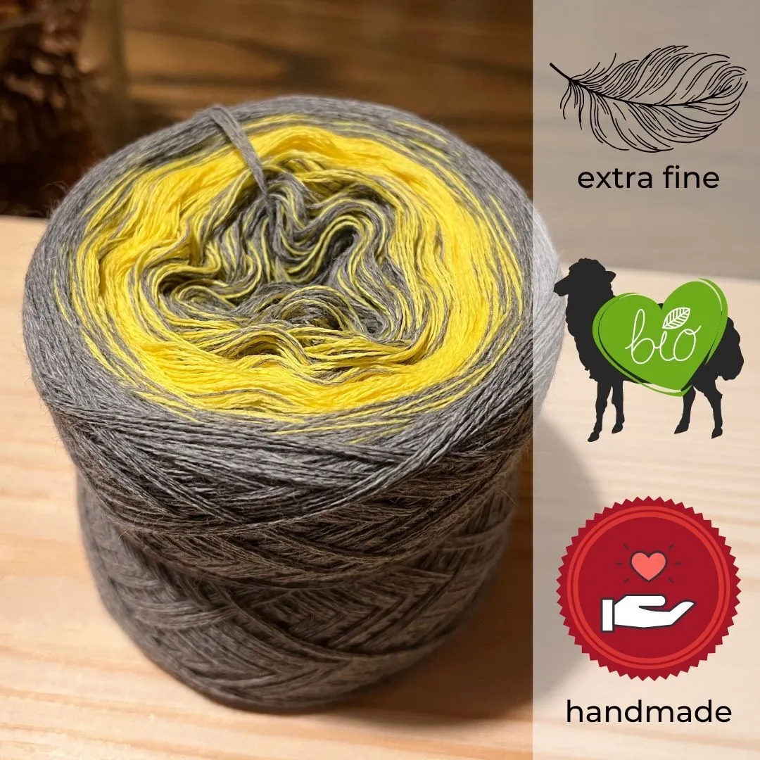 Woolpedia Colors Zitronenfink organic gradient yarncake (Merino extra fine)