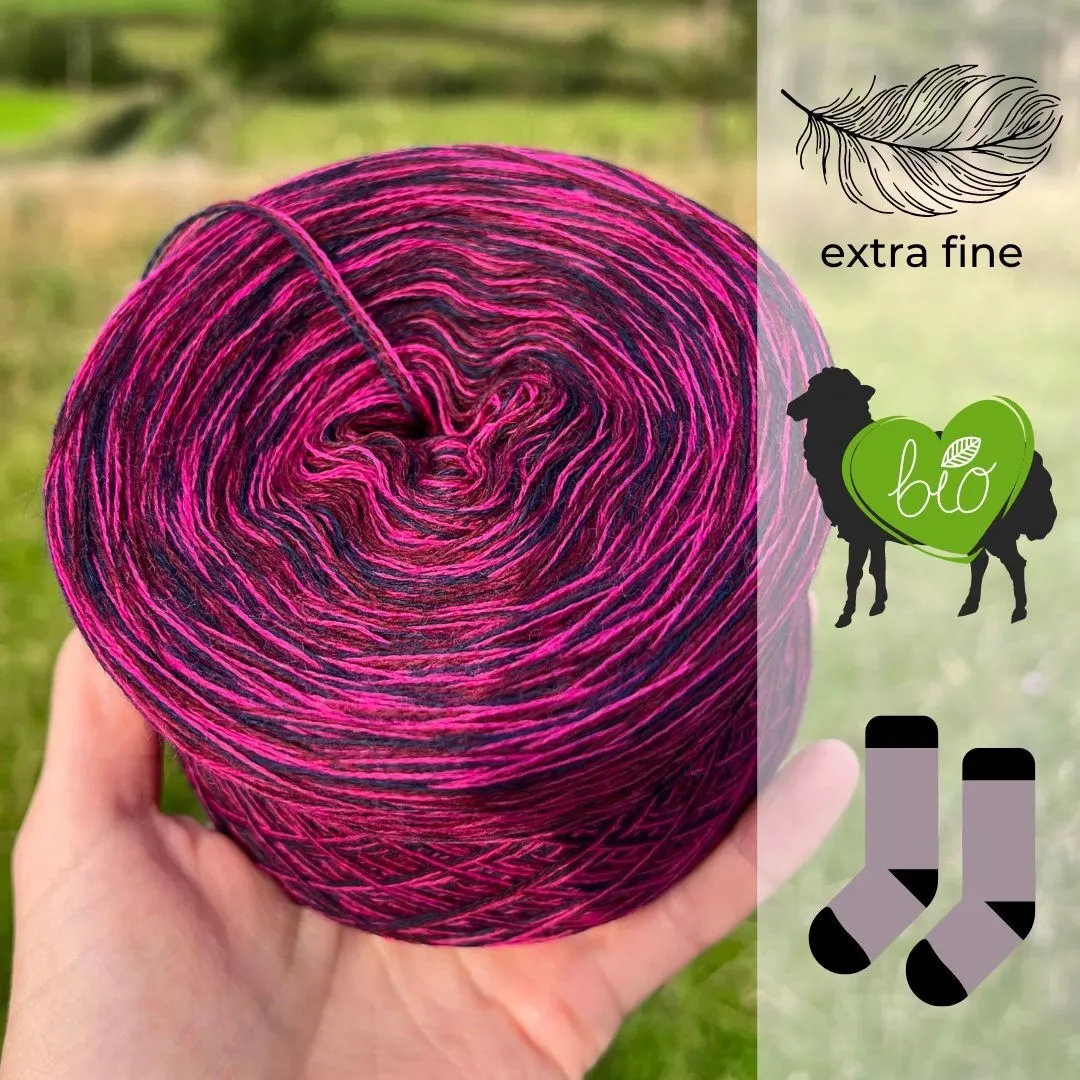 Woolpedia Socks Dragon Fruit - organic designer sock yarn (Merino extra fine)