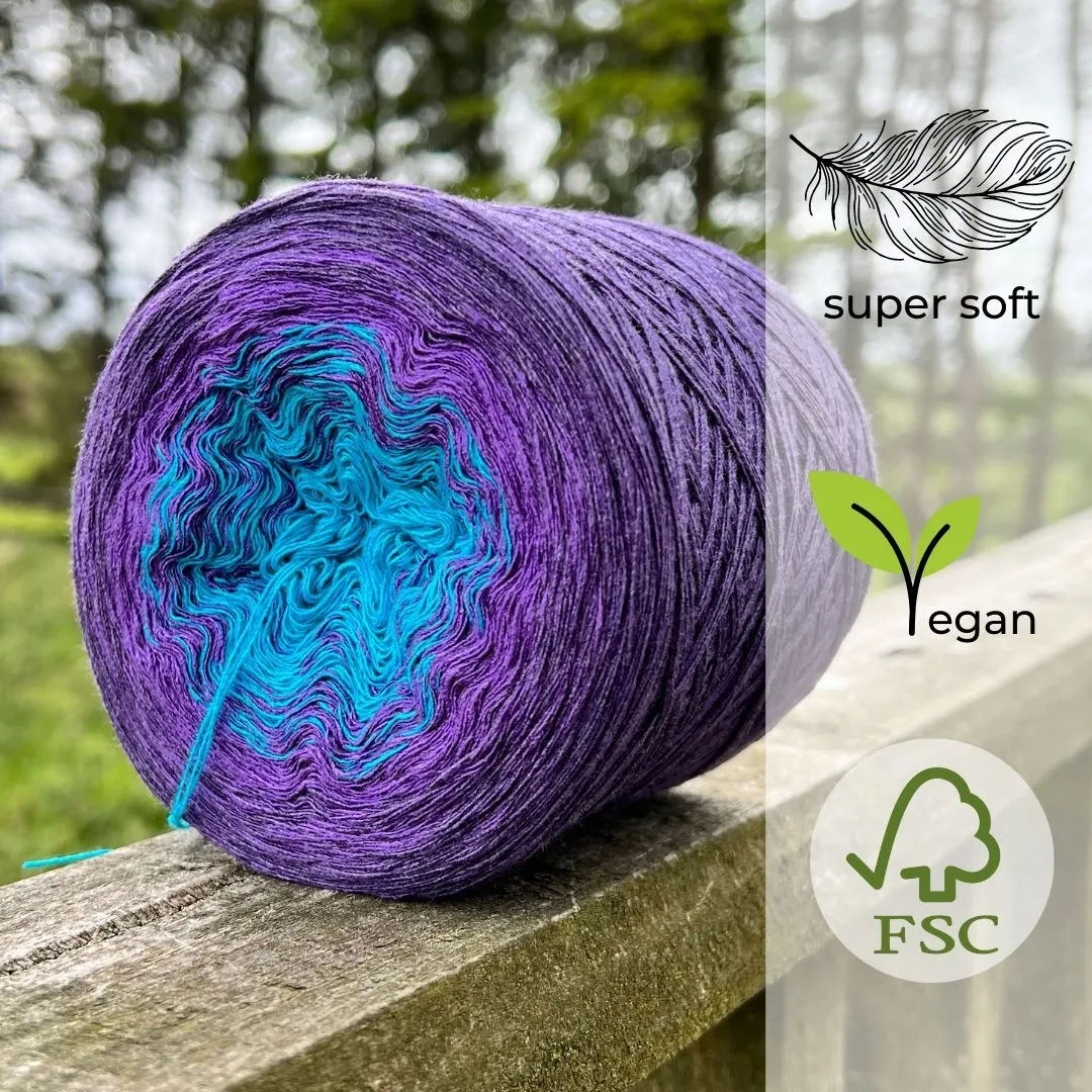 Woolpedia Colors Nautilus gradient yarncake (modal)