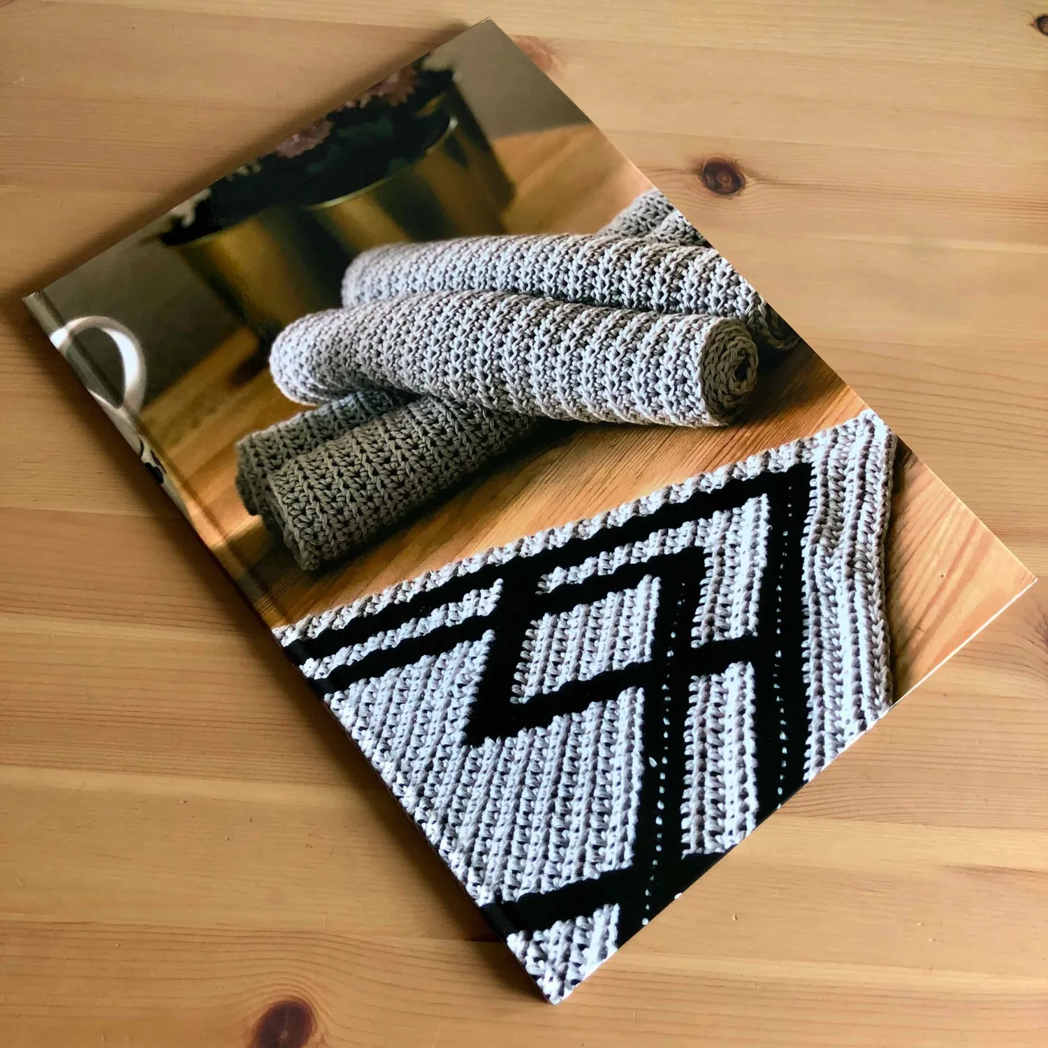 Woolpedia notebook Crossroads A4