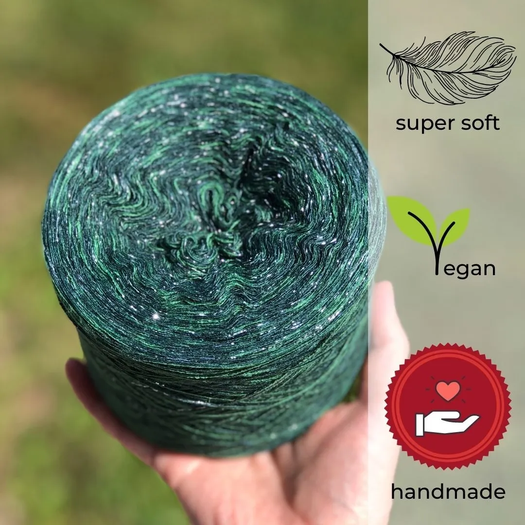Woolpedia Colors Tannenbaum glitter yarncake (Modal)