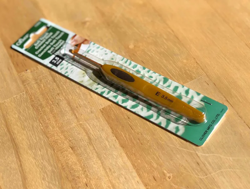Clover Soft Touch crochet hook