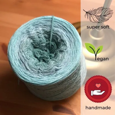 Woolpedia Colors Waves gradient yarncake (modal)
