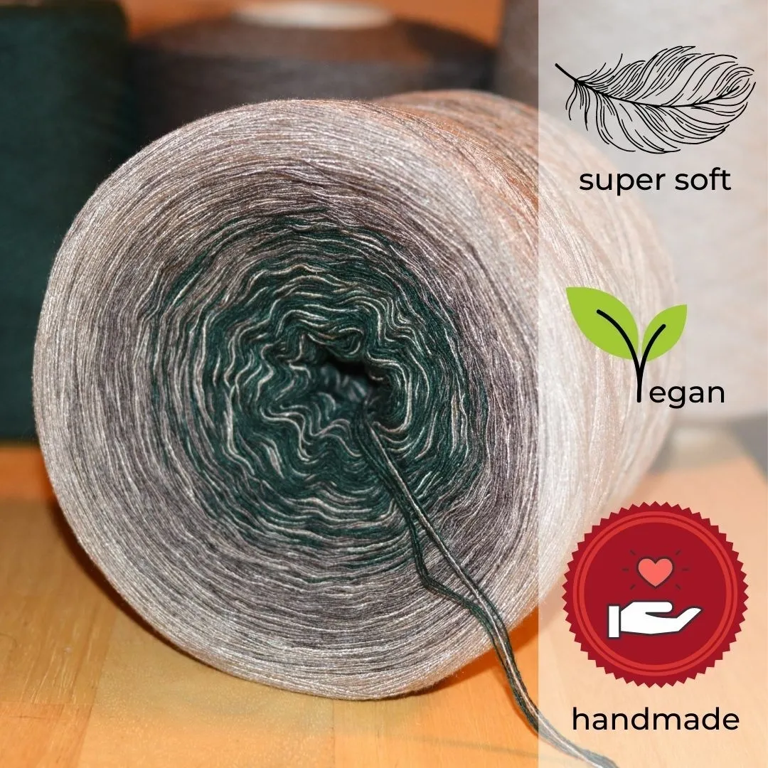 Woolpedia Colors Knittikus gradient yarncake (modal)