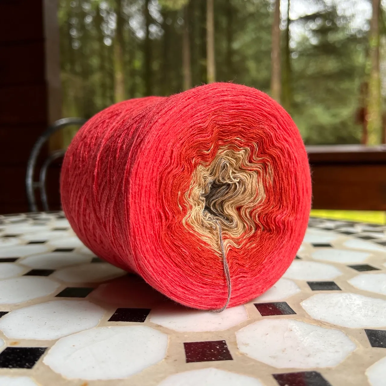 Woolpedia Colors Lima 2 gradient yarncake (modal)