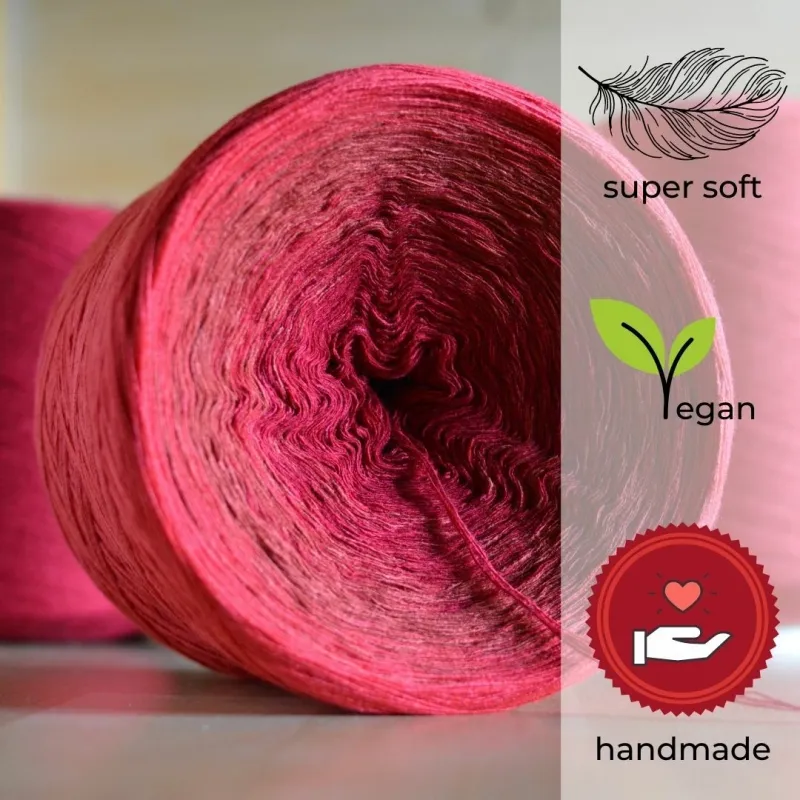 Woolpedia Colors Drachenblut gradient yarncake (modal)
