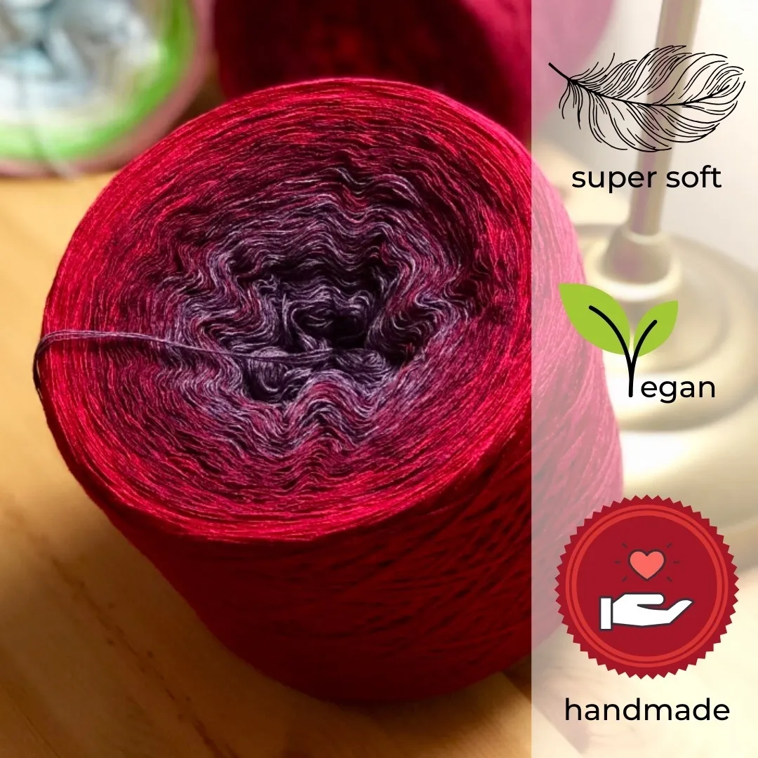 Woolpedia Colors Beerenliebe gradient yarncake (modal)
