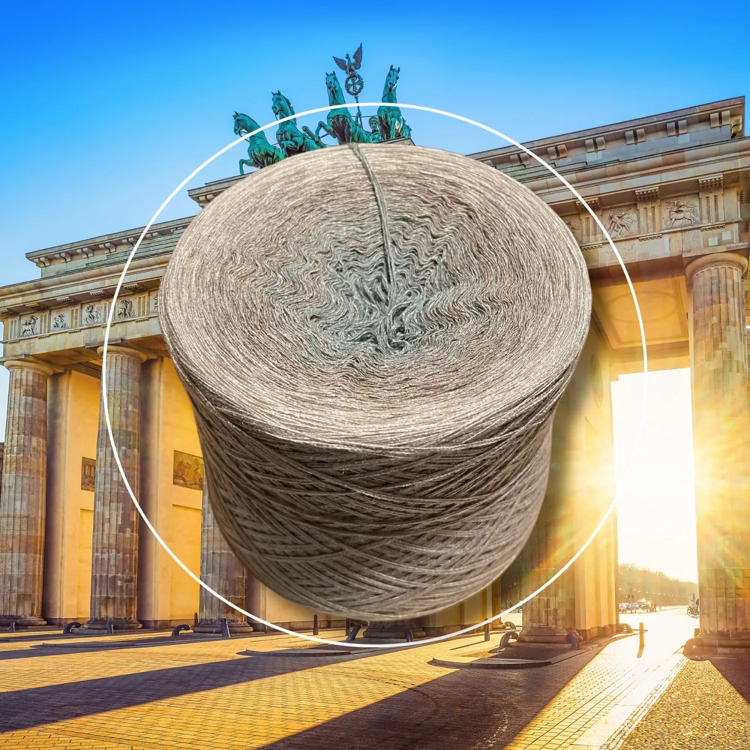 Woolpedia Colors Berlin gradient yarncake (modal)