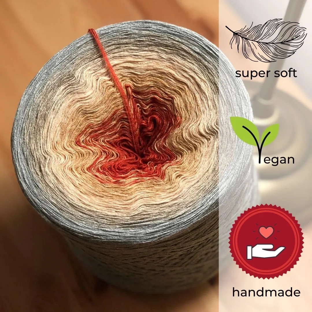Woolpedia Colors Beeren Colima gradient yarncake (modal)