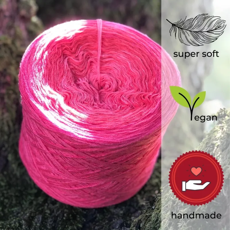Woolpedia Colors Himbeertraum gradient yarncake (modal)