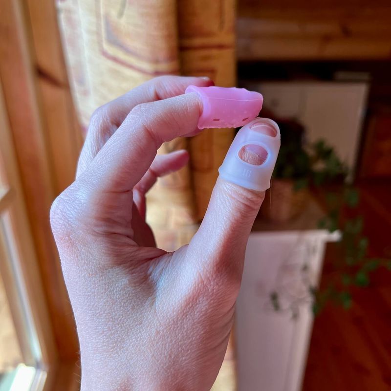 5 Silicone Fingertip Grips / Thimbles for Needle Pulling – White &amp; Pink – For Pain-Free Crafting