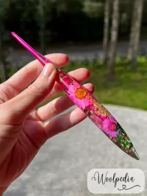 Resin Flower Handmade Crochet Hook 4.5mm / US 7