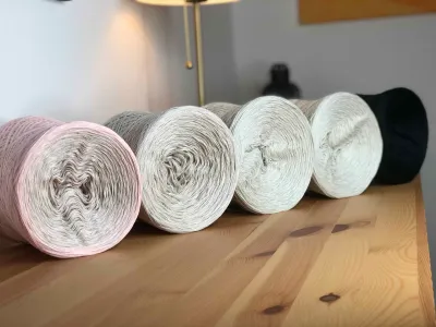 Woolpedia Colors Blocks 5000m yarncake kit (organic cotton)