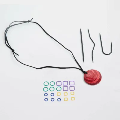 MAGNETIC KNITTER’S NECKLACE KIT incl. stitch markers and cable needles