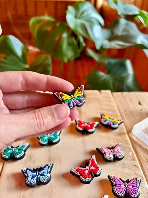 2x Butterfly knitting needle tip protectors