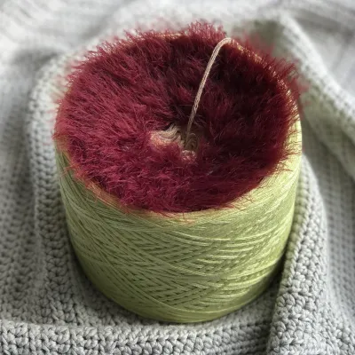 Woolpedia Milano Daphne 4ply fluffy yarncake (modal)