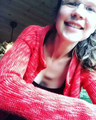 Cardigan Easy Peasy knitting pattern PDF - Woolpedia