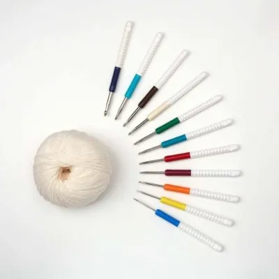 Addi Colour Aluminum Crochet Hook - Durable Plastic Handle