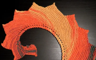 Dragon tail shawl knooking pattern video &amp; PDF - Woolpedia