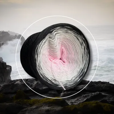 Woolpedia Colors Graves Point organic gradient yarncake (pure cotton)