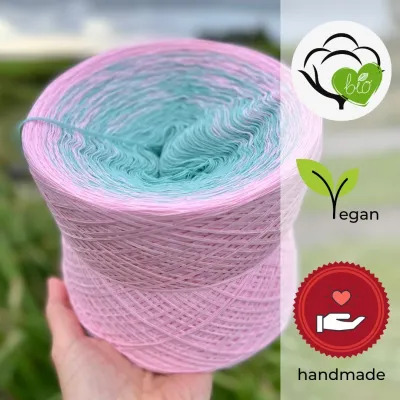 Woolpedia Colors Zuckerwatte organic gradient yarncake (pure cotton) Woolpedia Colors Zuckerwatte organic gradient yarncake (pure cotton)