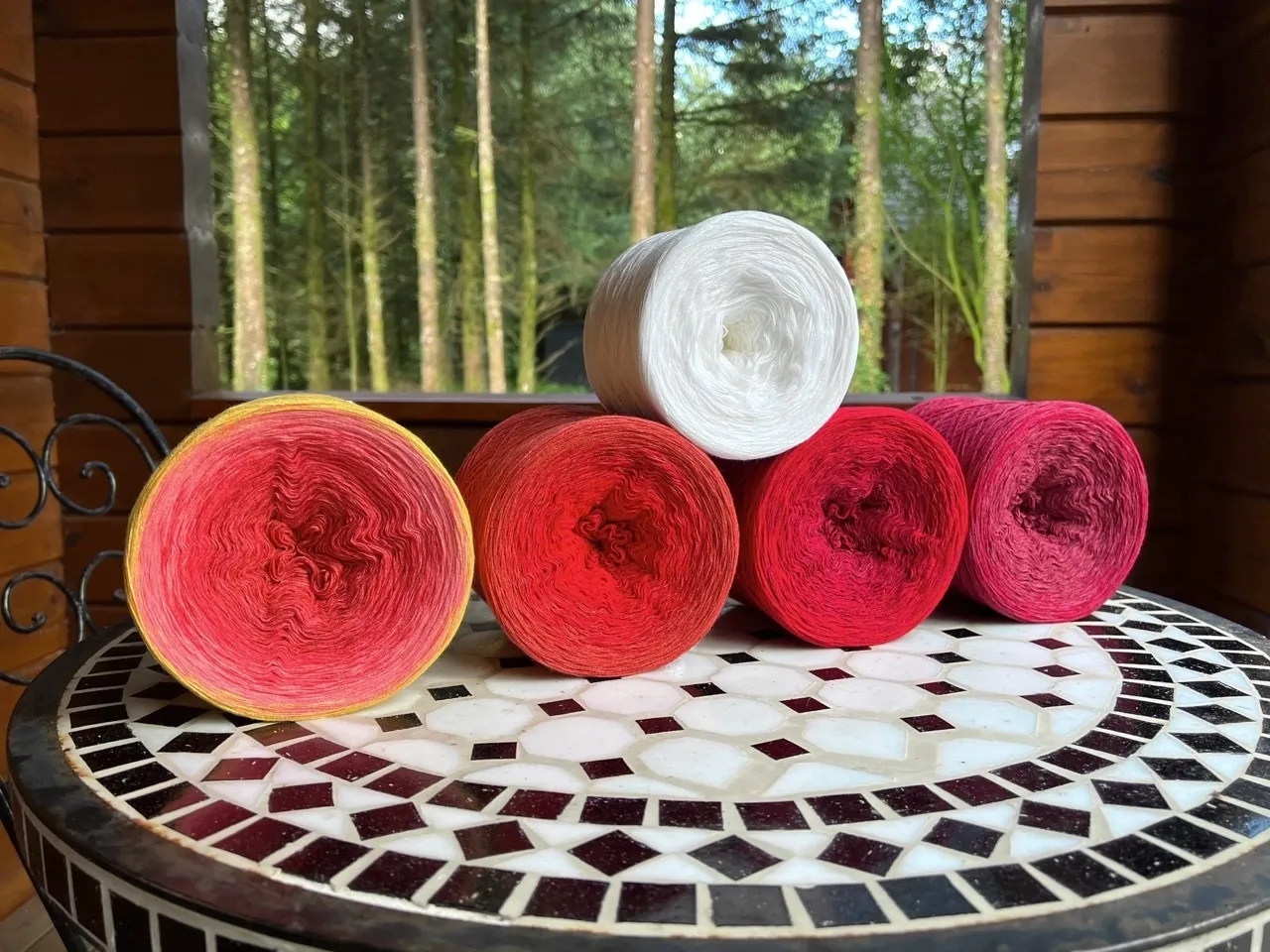 PDF &amp; Woolpedia Colors Community TCAL yarn series - Rising Sun - 6000m (modal)