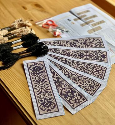6x Vintage-Look Bookmarks – Full Cross-Stitch Embroidery Kit DIY SET