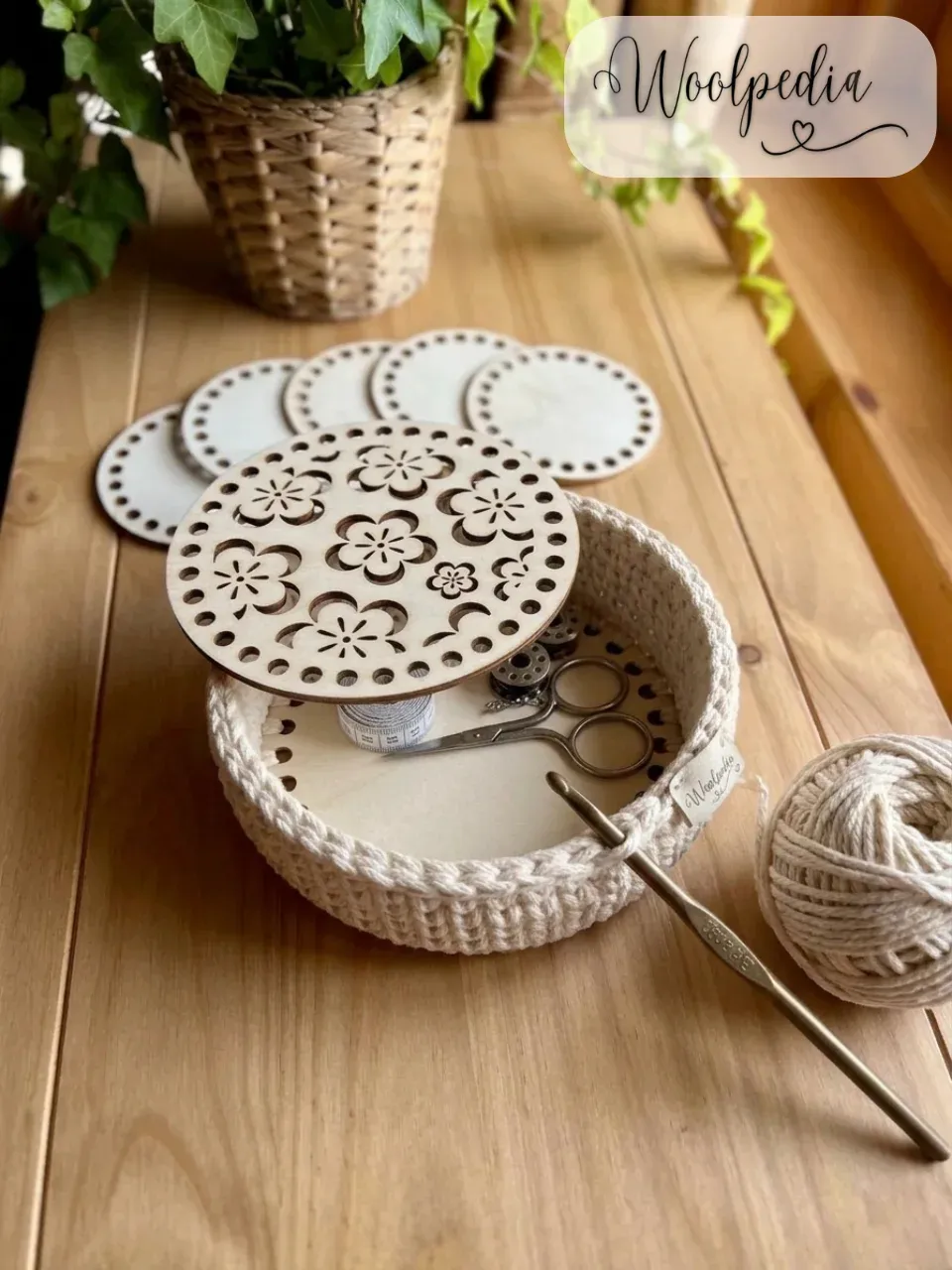 10 Wooden Bag Bottom Decorations / Lids 10cm
