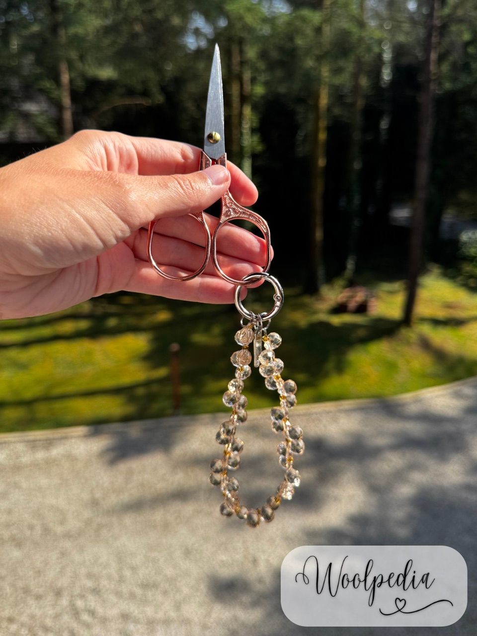 ✂️ Scissor Charm – Find Joy in the Journey