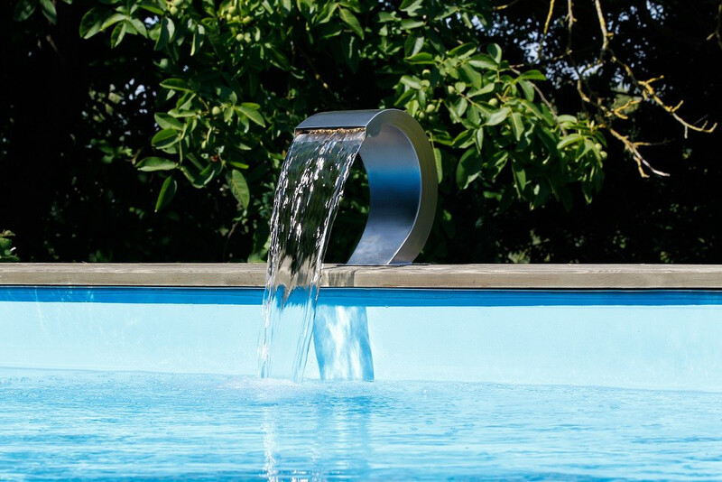 Mini Cascade MAMBA S-LED Inox pour Piscine UBBINK